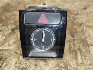 часы Volkswagen Passat (USA) 1 поколение 2013, 2.5 л., бензин, 561919204B