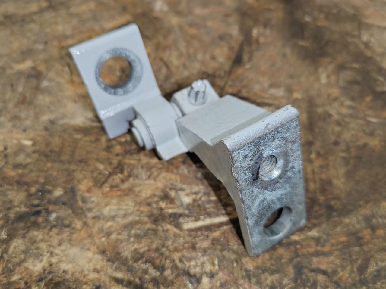 петля двери Volkswagen Jetta 7 поколение 2019, 1.4 л., бензин - фото №1