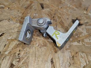 петля двери Volkswagen Passat (USA) 1 поколение 2013, 2.5 л., бензин