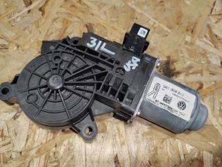 моторчик стеклоподъемника задний левый Volkswagen Passat (USA) 1 поколение 2013, 2.5 л., бензин, 561959811