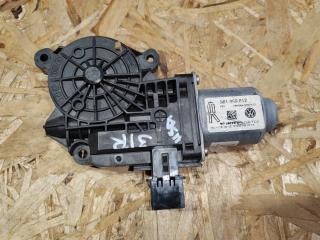 моторчик стеклоподъемника задний правый Volkswagen Passat (USA) 1 поколение 2013, 2.5 л., бензин, 561959812