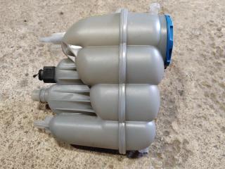 бачок расширительный Audi A4 B9 2016, 1.4 л., бензин, 8W0121405E