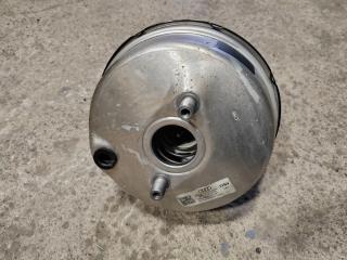 вакуумный усилитель тормозов Audi A4 B9 2016, 1.4 л., бензин, 8W0612103B