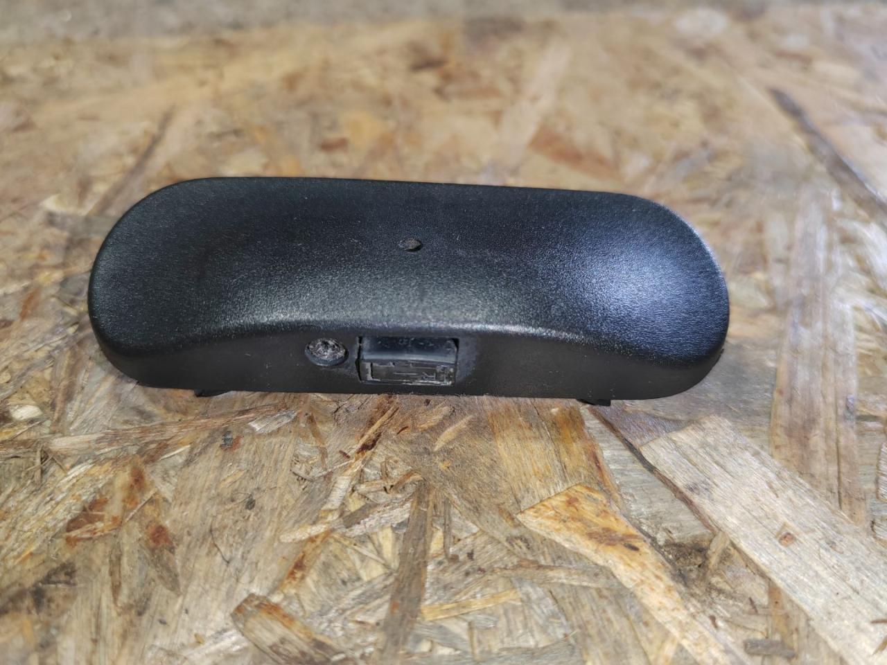 форсунка омывателя лобового стекла Skoda Superb 3 поколение 2019, 2.0 л., бензин, 3V0955988 - фото №1