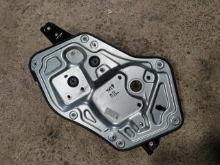 стеклоподъемник передний левый Skoda Yeti 1 поколение [рестайлинг] 2016, 1.2 л., бензин, 5L0837461