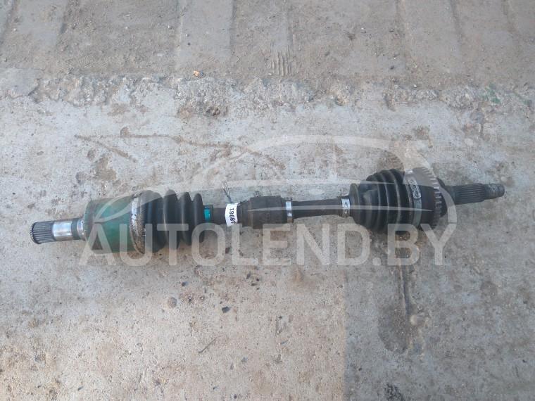 полуось передняя левая (приводной вал, ШРУС) Mazda Premacy 1 поколение 1999, 2.0 л., бензин, МКПП, седан - фото №1