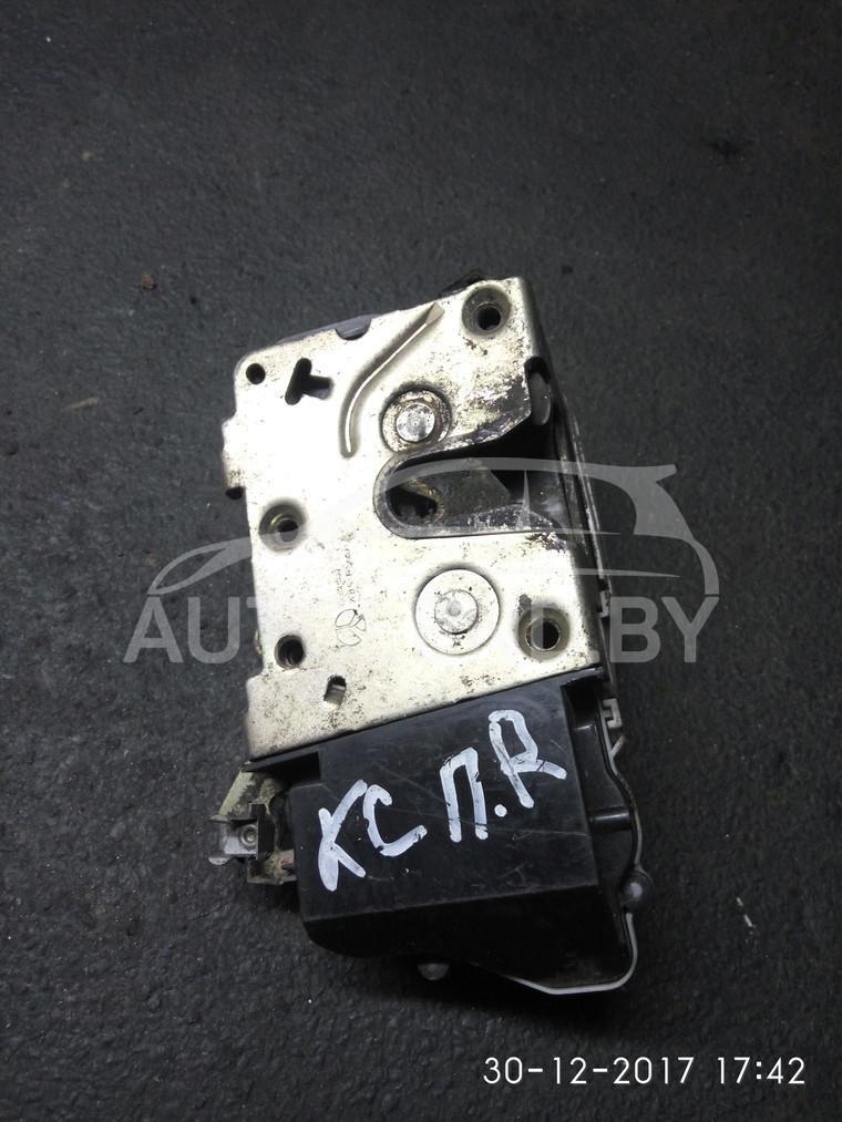 замок двери передней правой Citroen Xantia 1 поколение 1995, 1.8 л., бензин, МКПП, хетчбэк 5 дв. - фото №1
