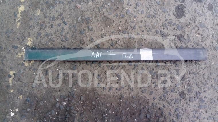 молдинг двери передней левой Renault Laguna 2 поколение 2002, 1.9 л., дизель, МКПП, хетчбэк 5 дв. - фото №1