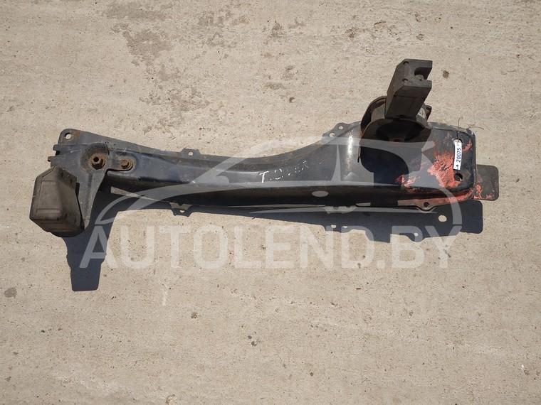 балка подвески передняя (подрамник) Toyota Corolla Verso 1 поколение E121 2002, 2.0 л., дизель, МКПП, хетчбэк 5 дв. - фото №1