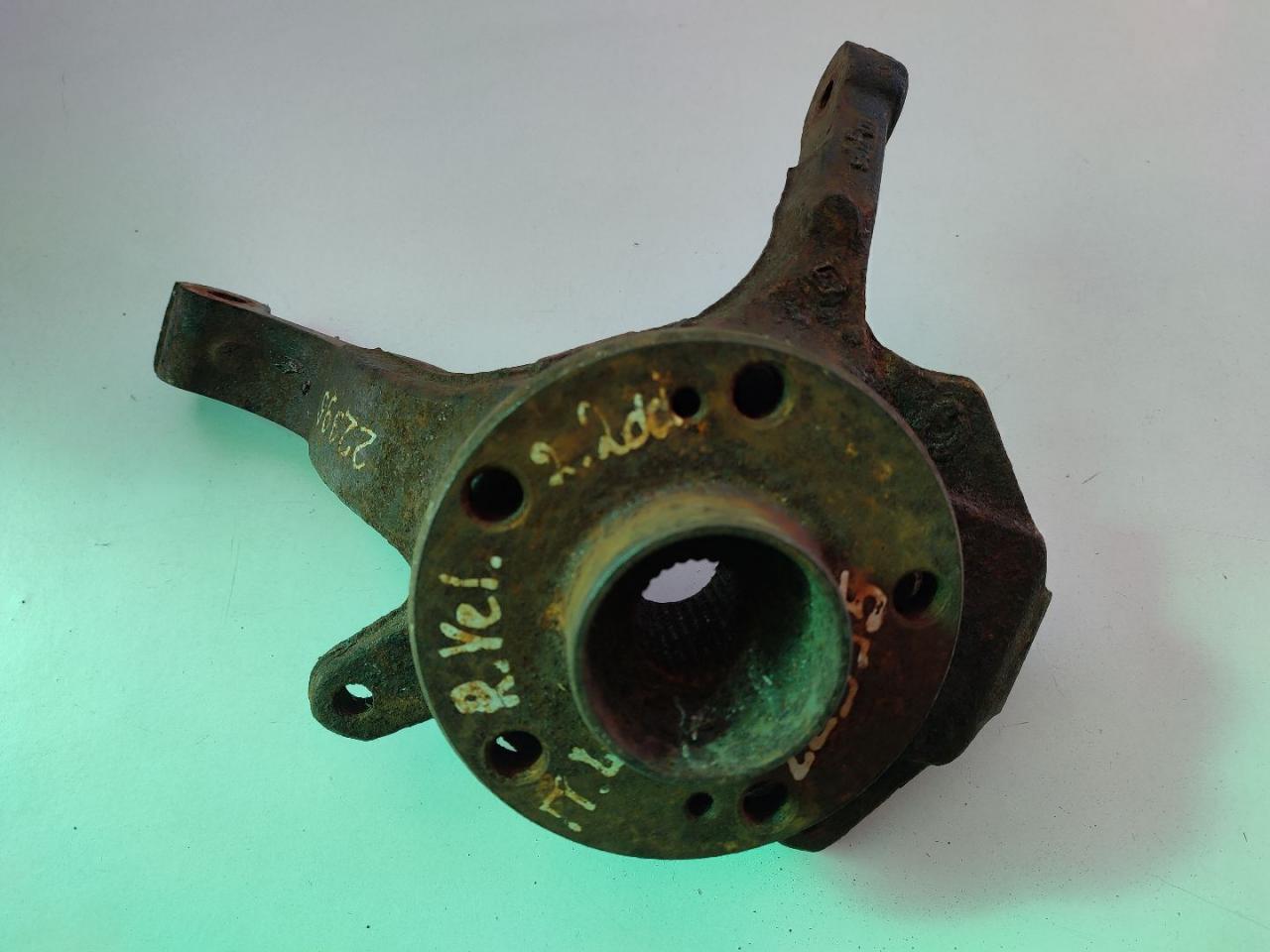 ступица передняя левая Renault Vel Satis 1 поколение 2004, 2.2 л., дизель, МКПП, хетчбэк 5 дв. - фото №1