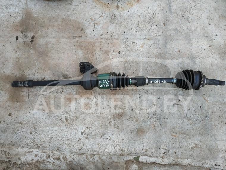 полуось передняя правая (приводной вал, ШРУС) Mazda Premacy 1 поколение 2001, 2.0 л., бензин, МКПП, хетчбэк 5 дв. - фото №1