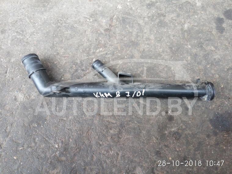 патрубок (трубопровод, шланг) Renault Scenic 1 поколение 1999, 1.6 л., бензин, МКПП, минивэн, 8200134513 - фото №1