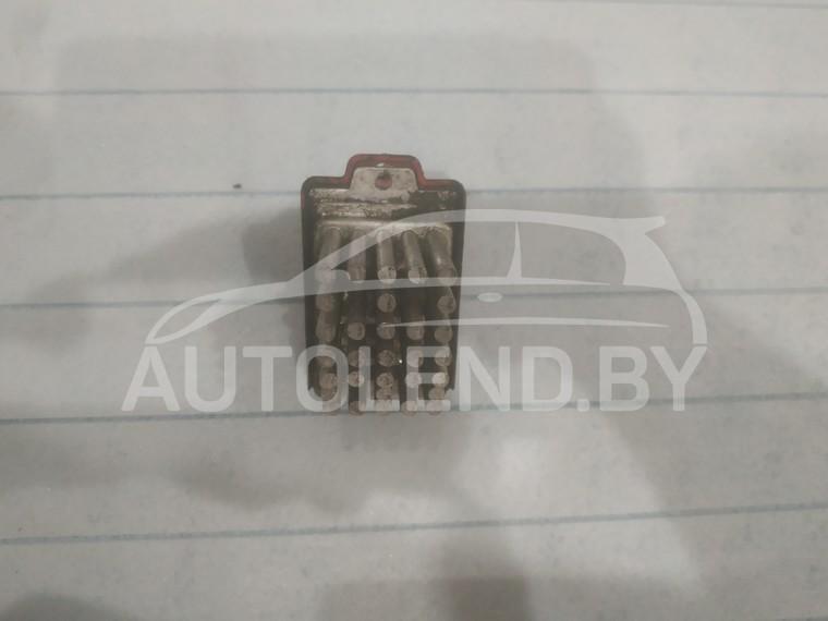 сопротивление печки Volkswagen Golf 4 поколение 2002, 1.8 л., бензин, МКПП, хетчбэк 5 дв., 5DS-006-467-01 - фото №1