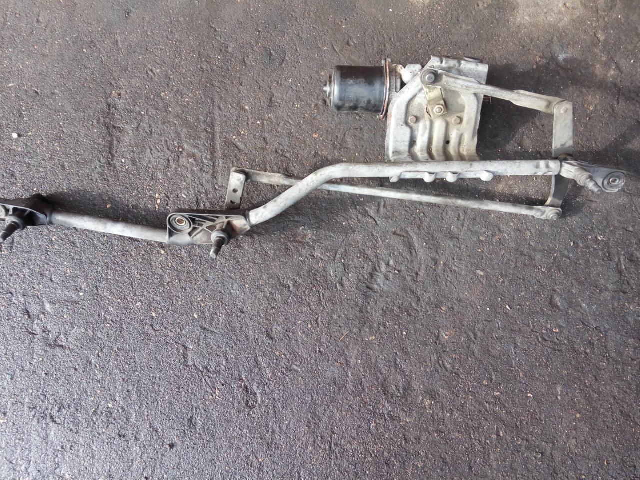 механизм стеклоочистителя (трапеция дворников) Renault Scenic 2 поколение 2005, 2.0 л., бензин, МКПП, минивэн - фото №1