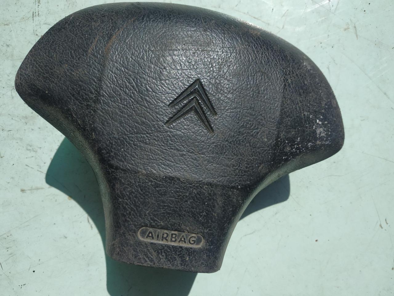 подушка безопасности коленная Citroen Berlingo 1 поколение (M49) 1998, 1.4 л., бензин, МКПП, минивэн - фото №1