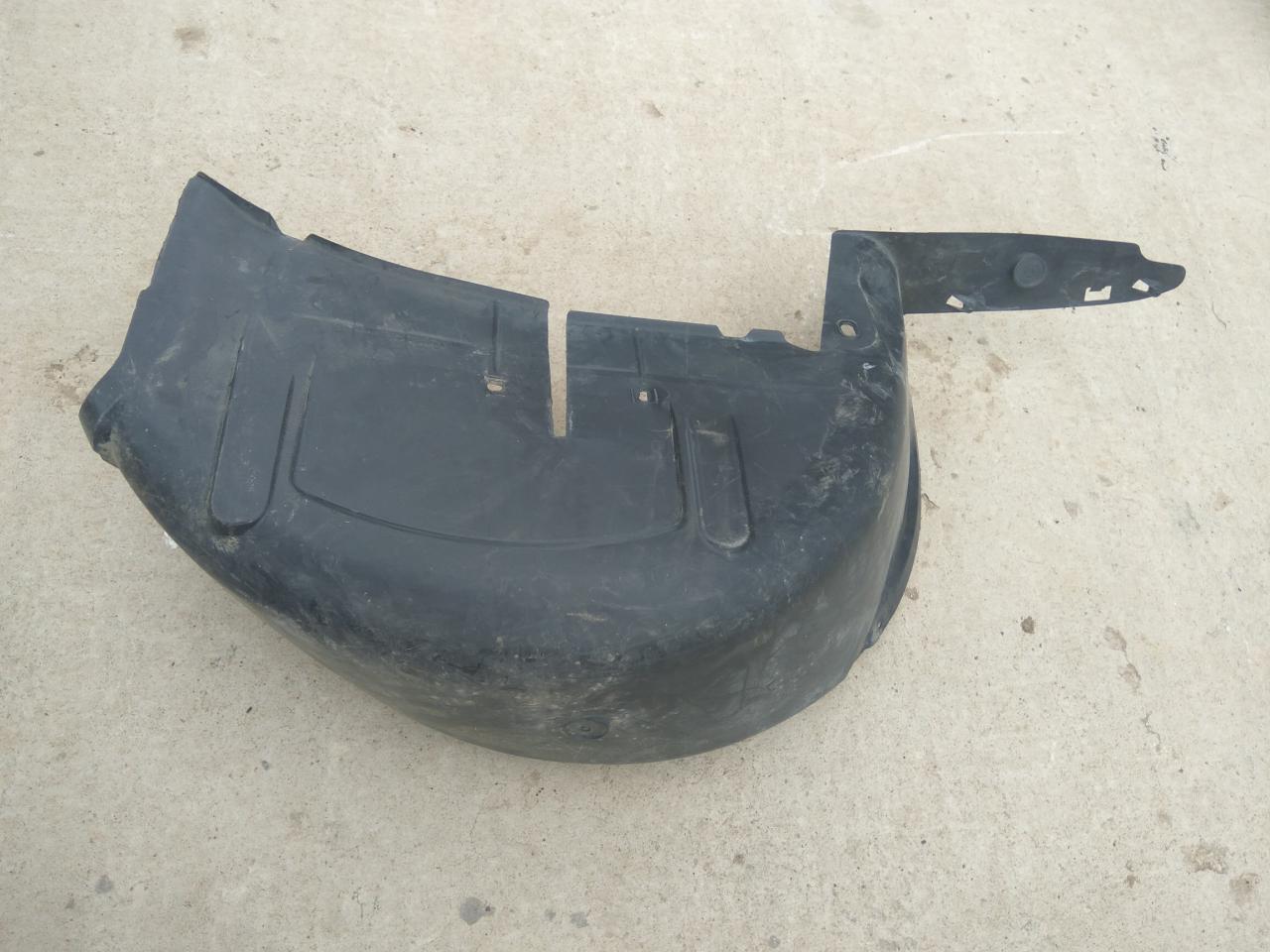 защита арок задняя левая (подкрылок) Renault Megane 2 поколение 2004, 1.6 л., бензин, МКПП, универсал - фото №1