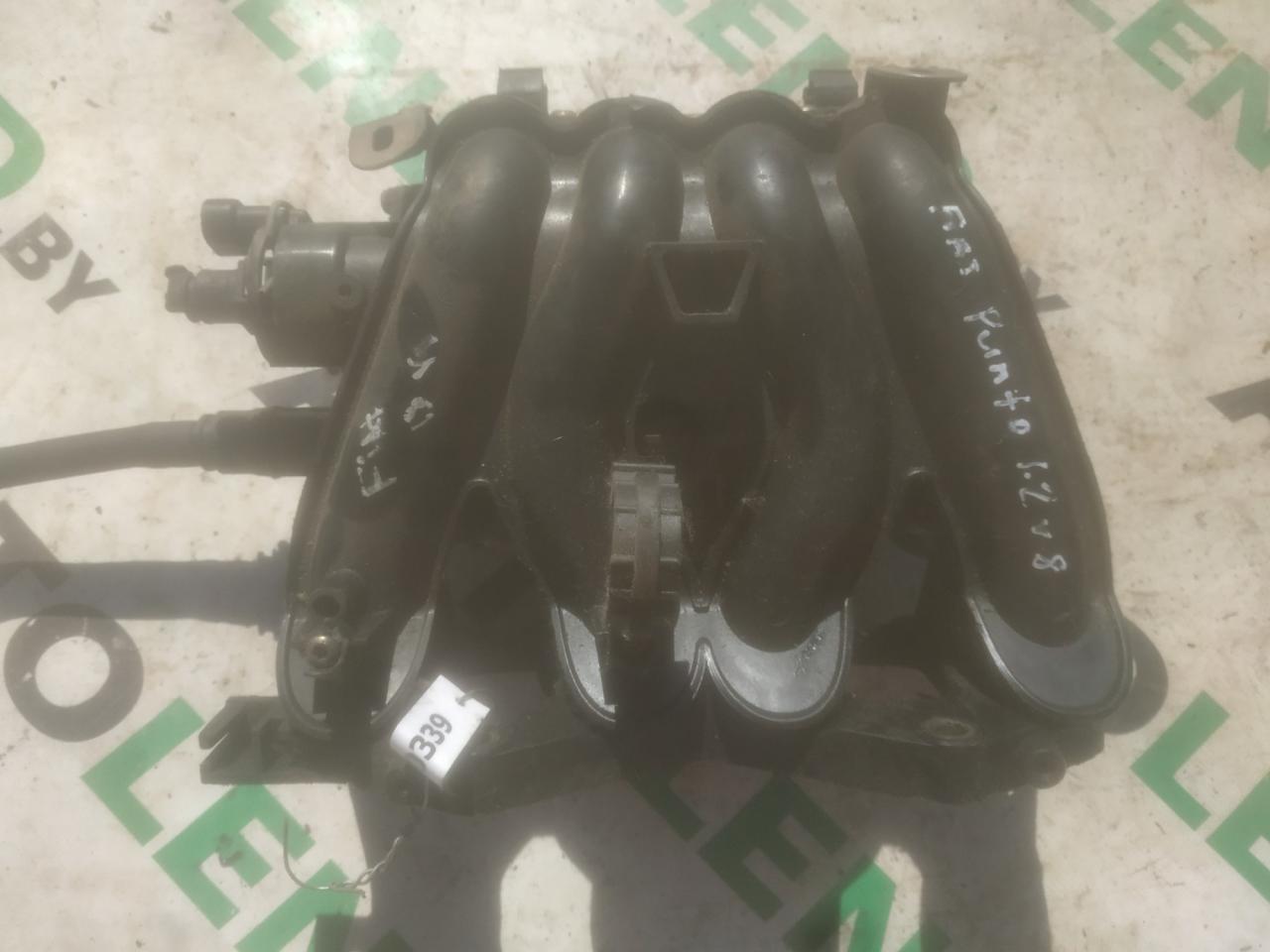 коллектор впускной Fiat Punto 2 поколение 2002, 1.2 л., бензин, МКПП, хетчбэк 5 дв., 46526284 - фото №1