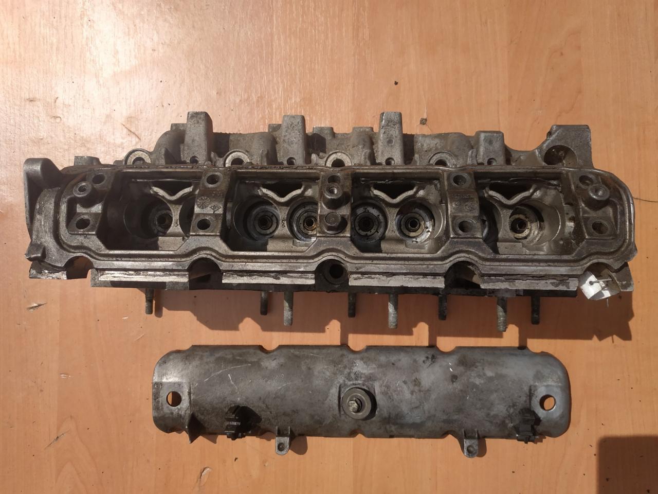 головка блока цилиндров Renault Laguna 2 поколение 2002, 1.9 л., дизель, МКПП, хетчбэк 5 дв. - фото №1