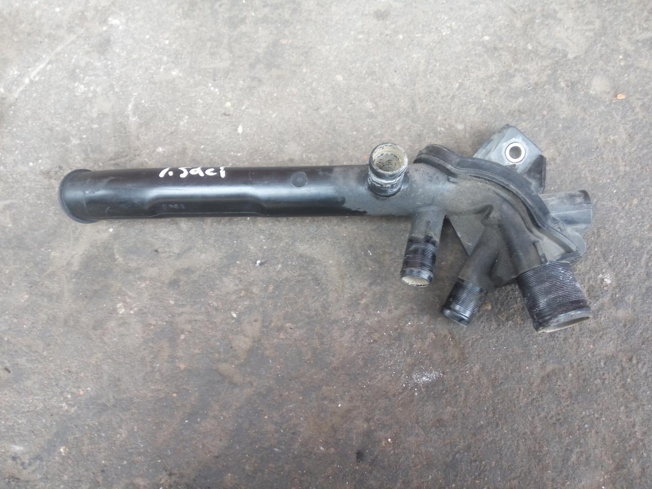 патрубок (трубопровод, шланг) Renault Megane 2 поколение 2003, 1.5 л., дизель, МКПП, хетчбэк 5 дв. - фото №1