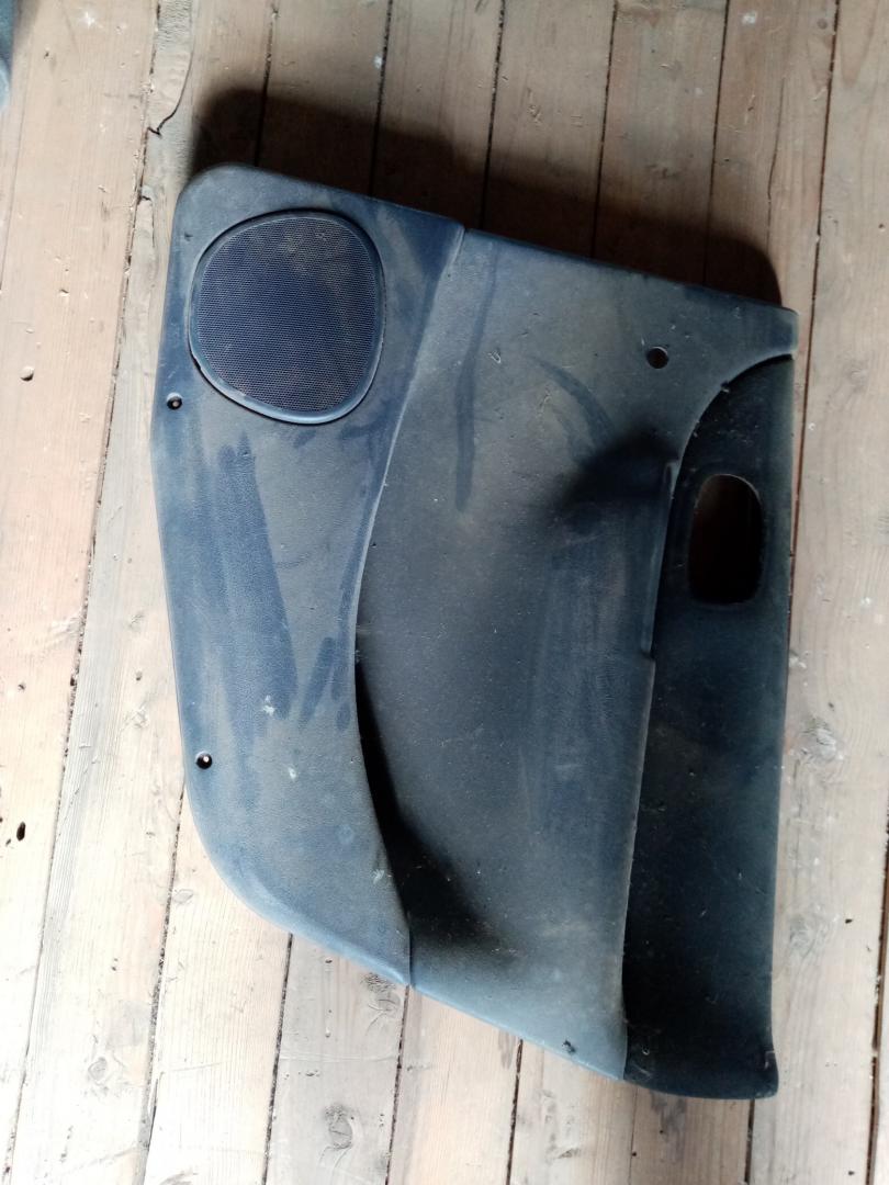 обшивка двери задняя правая Renault Espace 3 поколение 1999, 2.2 л., дизель, МКПП, минивэн - фото №1