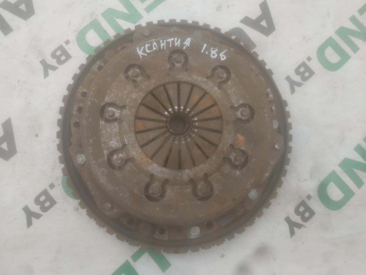 маховик Citroen Xantia 1 поколение 1998, 1.8 л., бензин, МКПП, хетчбэк 5 дв., 9430656421 - фото №1