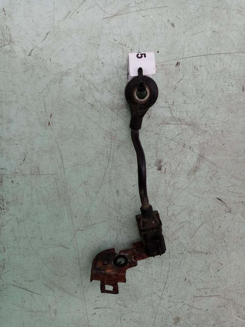 датчик детонации Honda Civic 7 поколение 2002, 1.4 л., бензин, МКПП, хетчбэк 5 дв. - фото №1