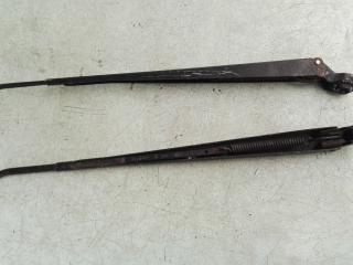 щеткодержатель (поводок стеклоочистителя, дворник) Renault Scenic 1 поколение 1999, 1.9 л., дизель, МКПП, минивэн, 7700843525