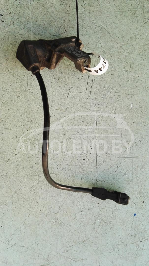 датчик коленвала Honda Civic 5 поколение 1995, 1.5 л., бензин, МКПП, хетчбэк 5 дв. - фото №1
