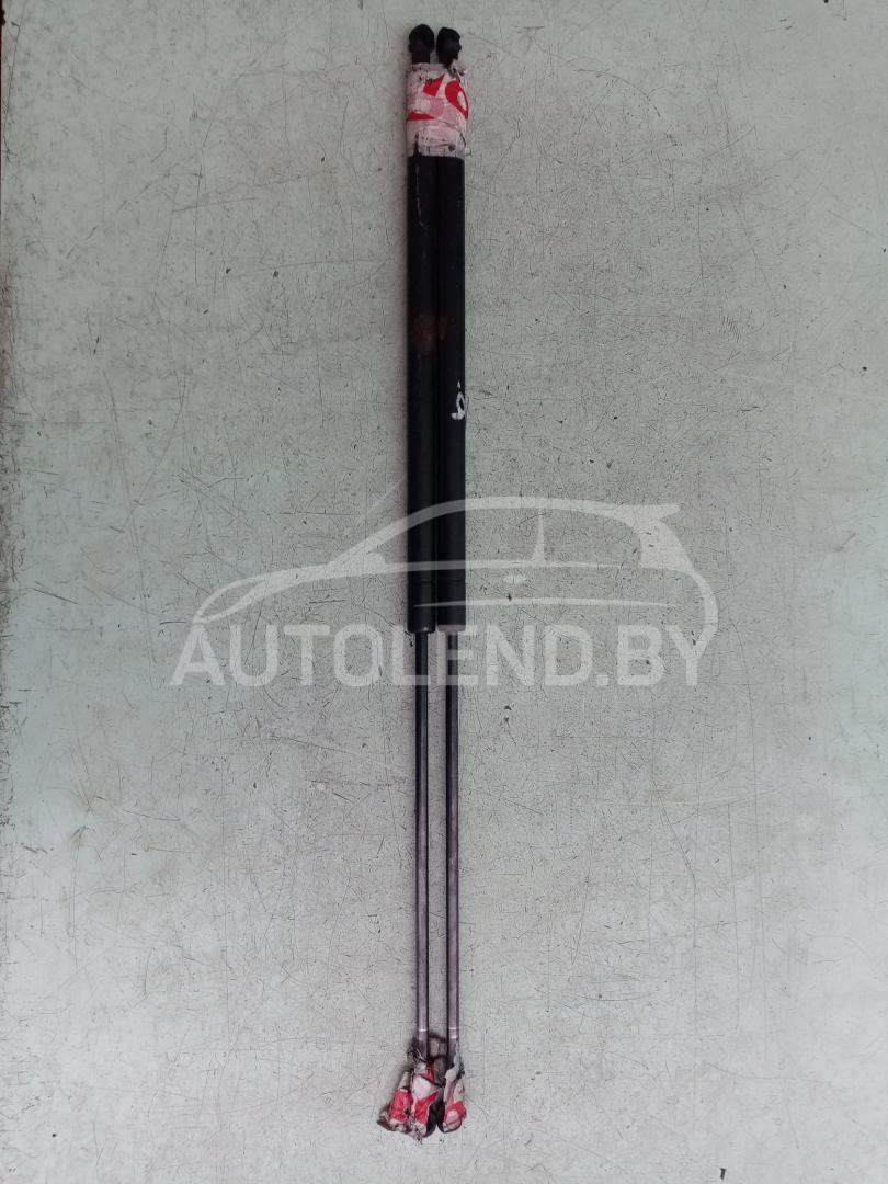 амортизатор капота Peugeot 406 1 поколение 1998, 1.8 л., бензин, МКПП, седан - фото №1