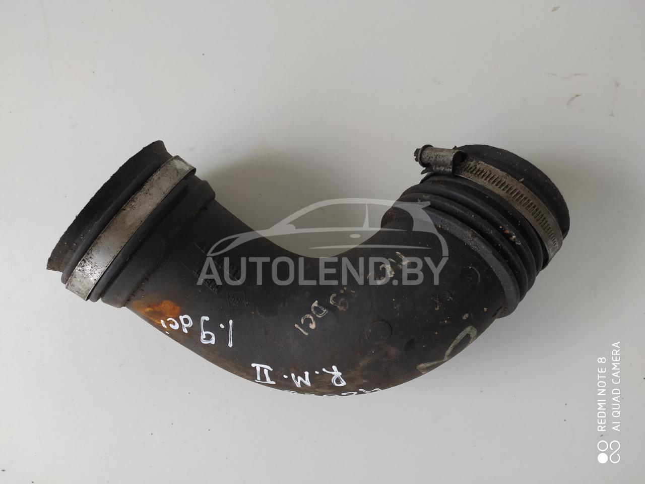 патрубок (трубопровод, шланг) Renault Megane 2 поколение 2003, 1.9 л., дизель, МКПП, хетчбэк 5 дв., 8200201614 - фото №1
