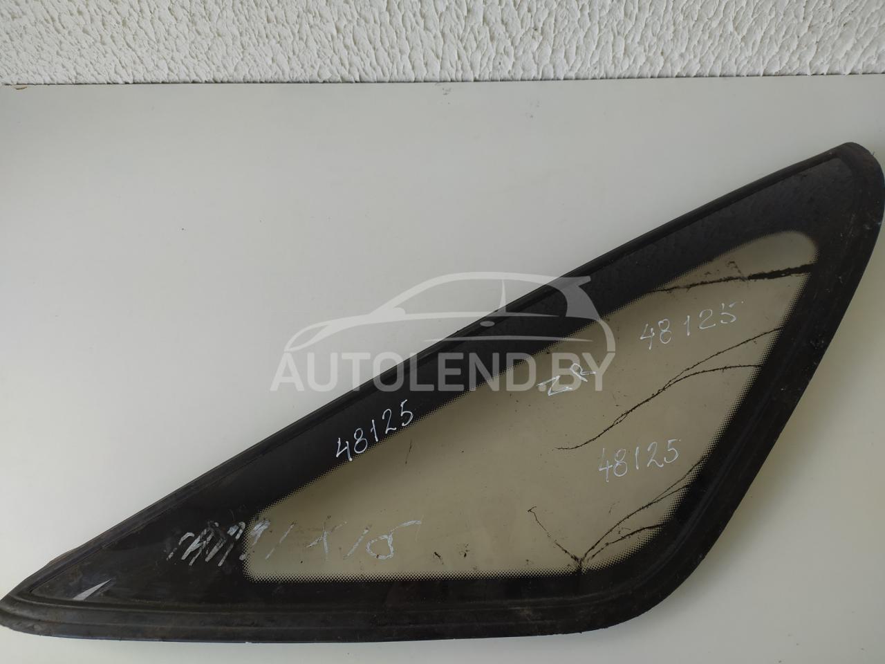 стекло кузовное боковое правое Mitsubishi Galant 6 поколение 1991, 2.0 л., бензин, МКПП, хетчбэк 5 дв., 43R-00033 - фото №1