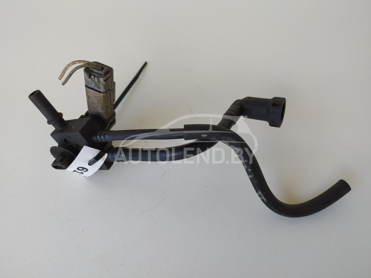 патрубок (трубопровод, шланг) Renault Megane 2 поколение 2004, 1.9 л., дизель, МКПП, хетчбэк 5 дв. - фото №1