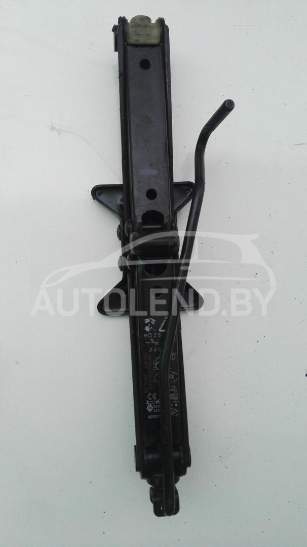 домкрат Renault Megane 2 поколение 2003, 1.5 л., дизель, МКПП, хетчбэк 5 дв. - фото №1