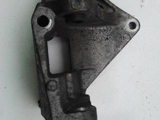 кронштейн (крепление) Nissan Almera N15 1997, 1.4 л., бензин, МКПП, седан