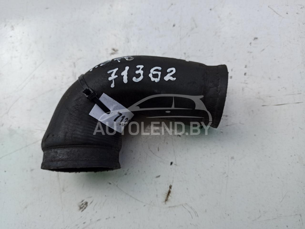 патрубок (трубопровод, шланг) Volkswagen Passat B3 1991, 1.9 л., дизель, МКПП, седан, 28129628 - фото №1