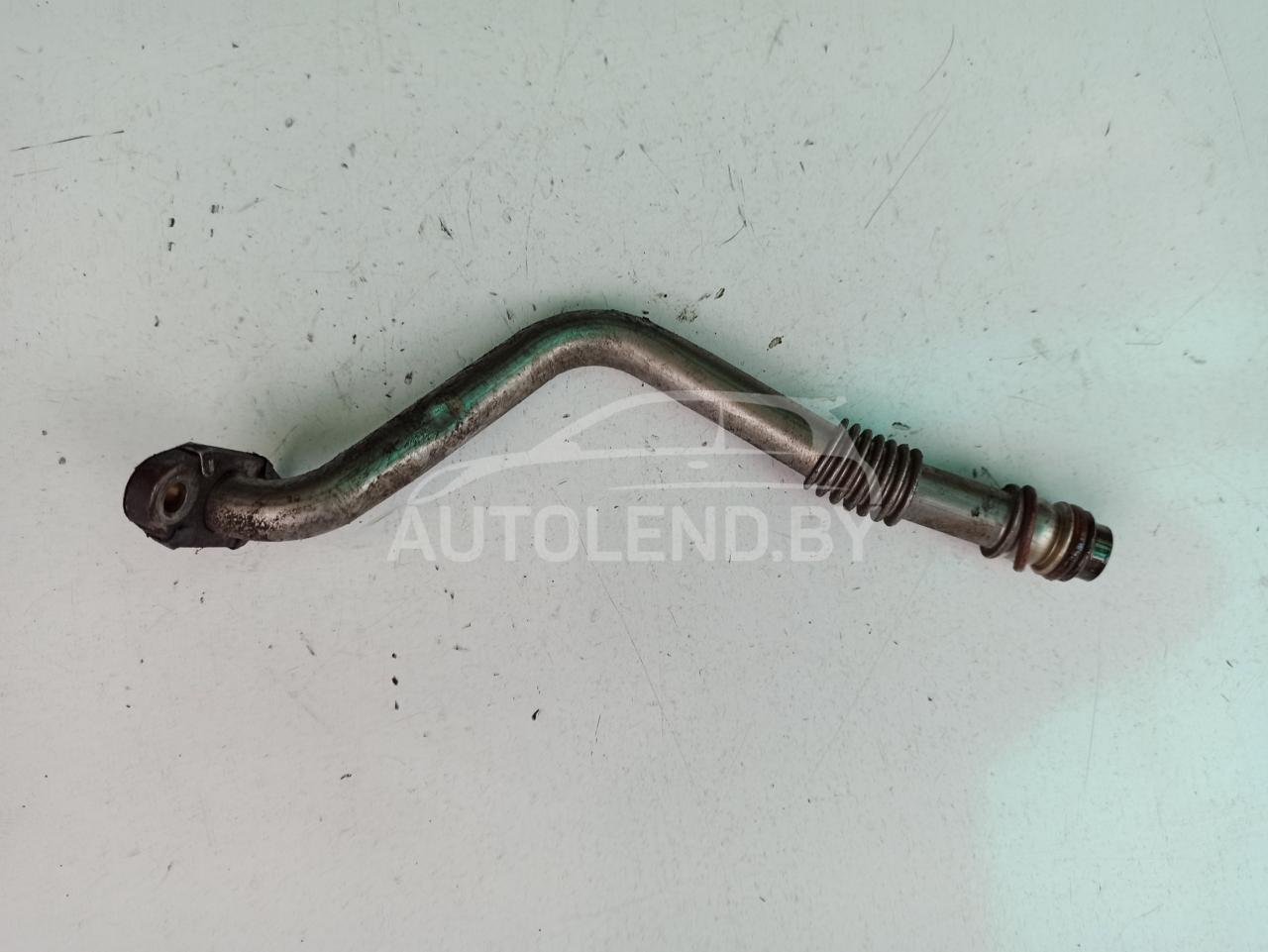 патрубок (трубопровод, шланг) Renault Megane 2 поколение 2002, 1.5 л., дизель, МКПП, хетчбэк 5 дв. - фото №1
