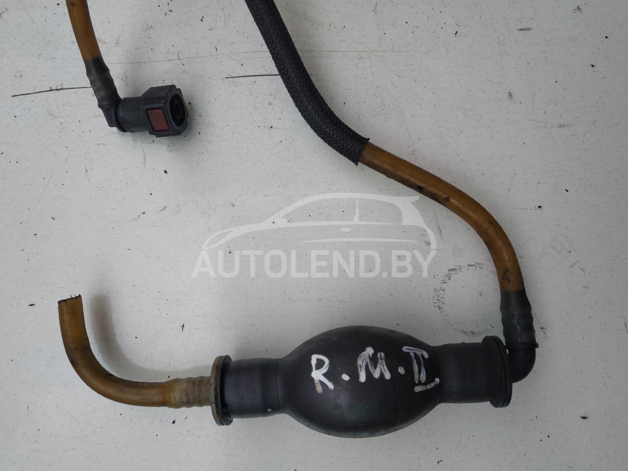 насос топливный ручной (подкачка) Renault Kangoo 1 поколение 2003, 1.5 л., дизель, МКПП, хетчбэк 5 дв. - фото №1