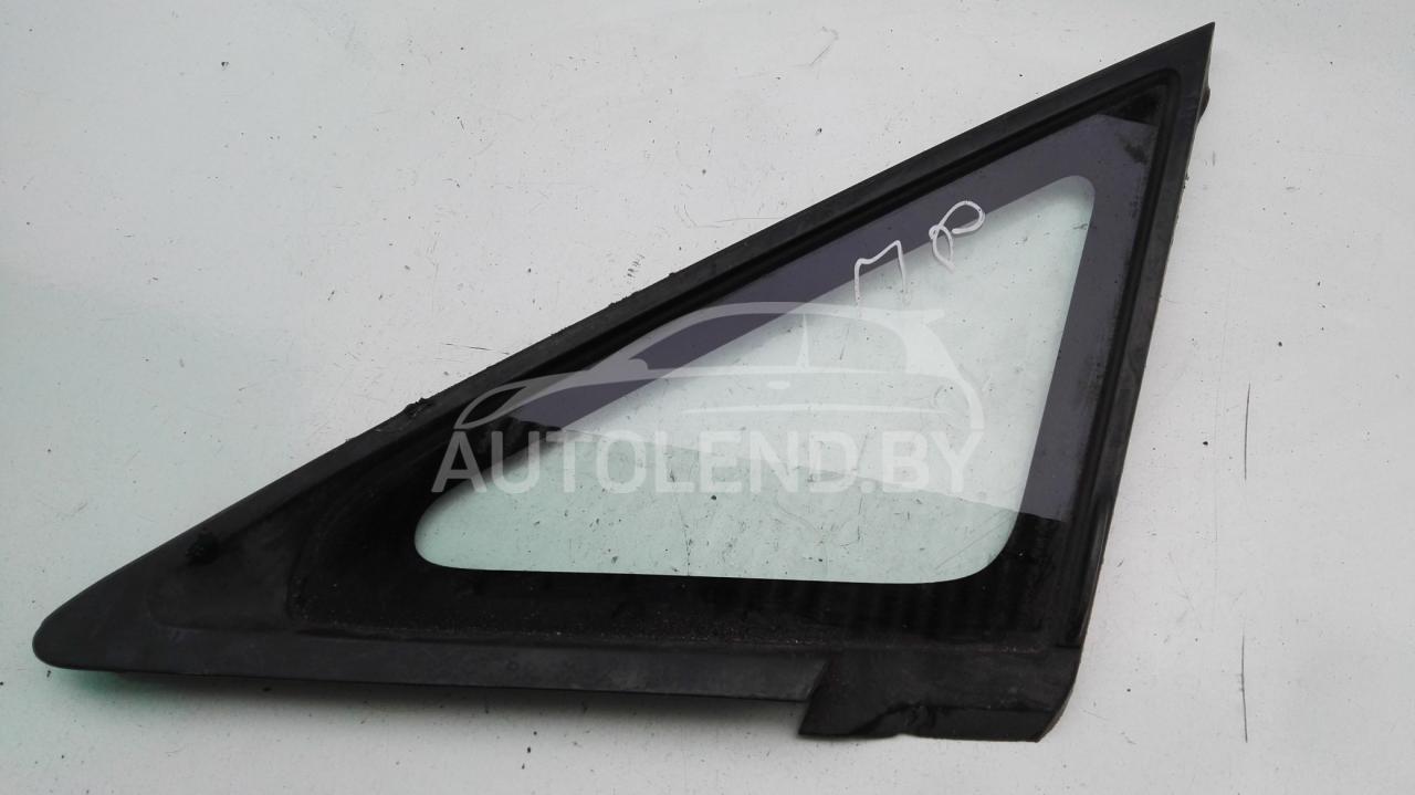 стекло кузовное боковое левое Mazda Premacy 1 поколение 1999, 2.0 л., дизель, МКПП, минивэн - фото №1