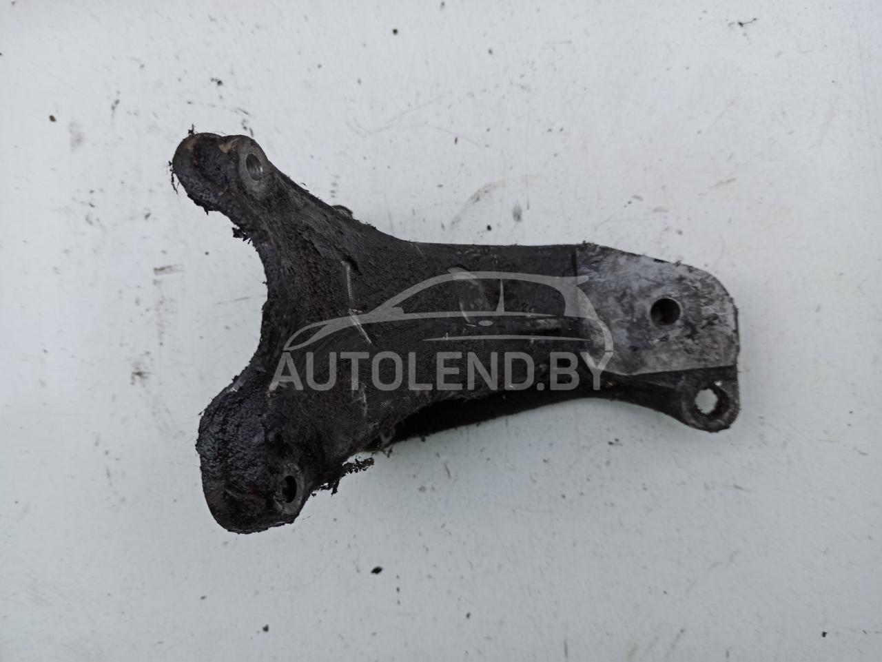 кронштейн двигателя Volkswagen Golf 3 поколение 1994, 1.9 л., дизель, МКПП, хетчбэк 5 дв., 1H0199354A - фото №1