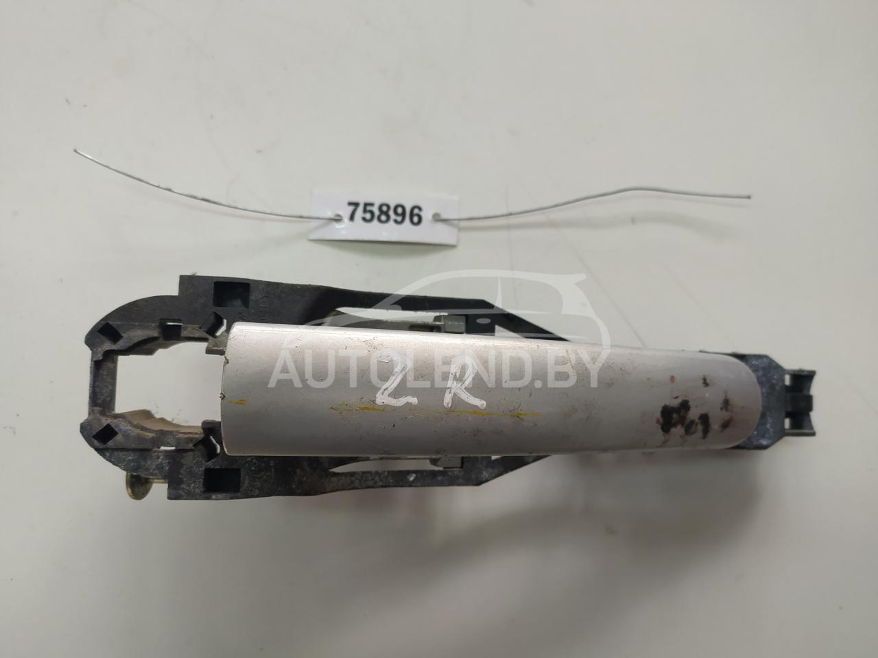 ручка наружная задняя правая Volkswagen Passat B5 1998, 1.8 л., бензин, МКПП, седан, 3BO837885886 - фото №1
