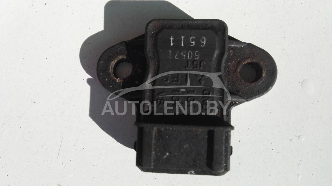 коммутатор зажигания Mitsubishi Pajero 2 поколение 1996, 3.0 л., бензин, МКПП, пикап, J5T60571 - фото №1