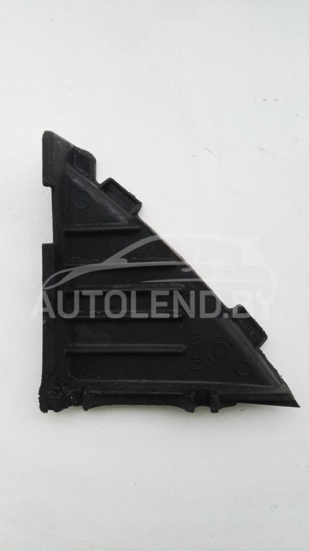 защита (кожух) ремня ГРМ Toyota Carina E 1 поколение T190 1997, 2.0 л., дизель, МКПП, хетчбэк 5 дв. - фото №1