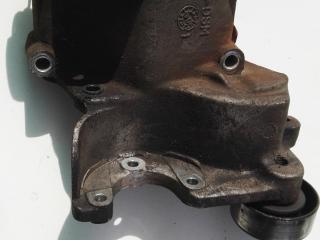 кронштейн (крепление) Hyundai Matrix 1 поколение 2003, 1.5 л., дизель, МКПП, хетчбэк 5 дв.