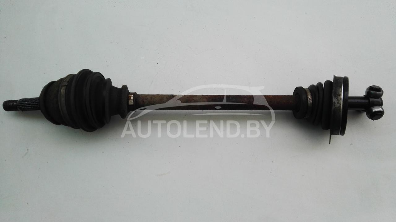 полуось передняя левая (приводной вал, ШРУС) Renault Sandero 1 поколение 2011, 1.6 л., бензин, МКПП, хетчбэк 5 дв. - фото №1