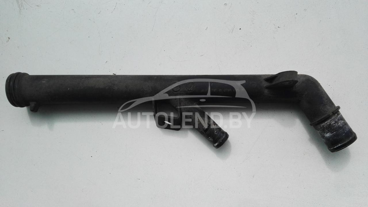 патрубок (трубопровод, шланг) Renault Clio 2 поколение 2000, 1.6 л., бензин, МКПП, хетчбэк 5 дв., 8200134513 - фото №1
