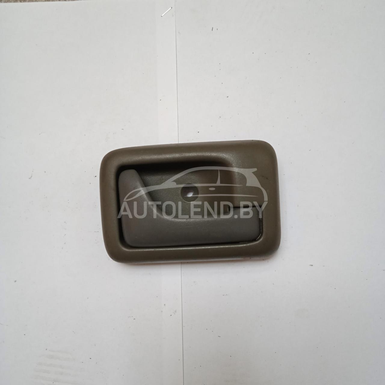 ручка внутренняя Suzuki Wagon R 1 поколение 1998, 1.2 л., бензин, МКПП, хетчбэк 5 дв. - фото №1