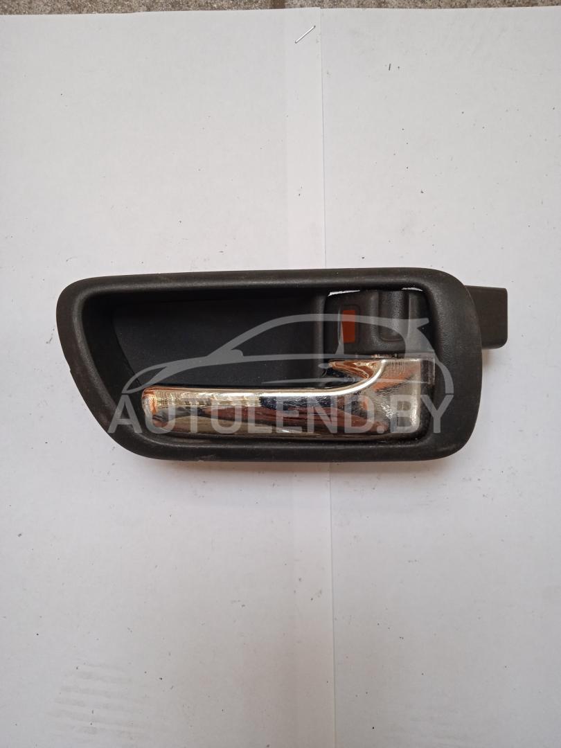 ручка внутренняя Toyota Corolla Verso 1 поколение E121 2004, 1.6 л., бензин, МКПП, седан - фото №1