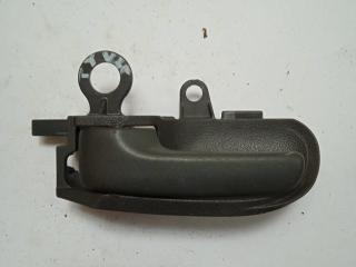 ручка внутренняя Toyota Yaris Verso 1 поколение XP20 2003, 1.3 л., бензин, МКПП, хетчбэк 5 дв.