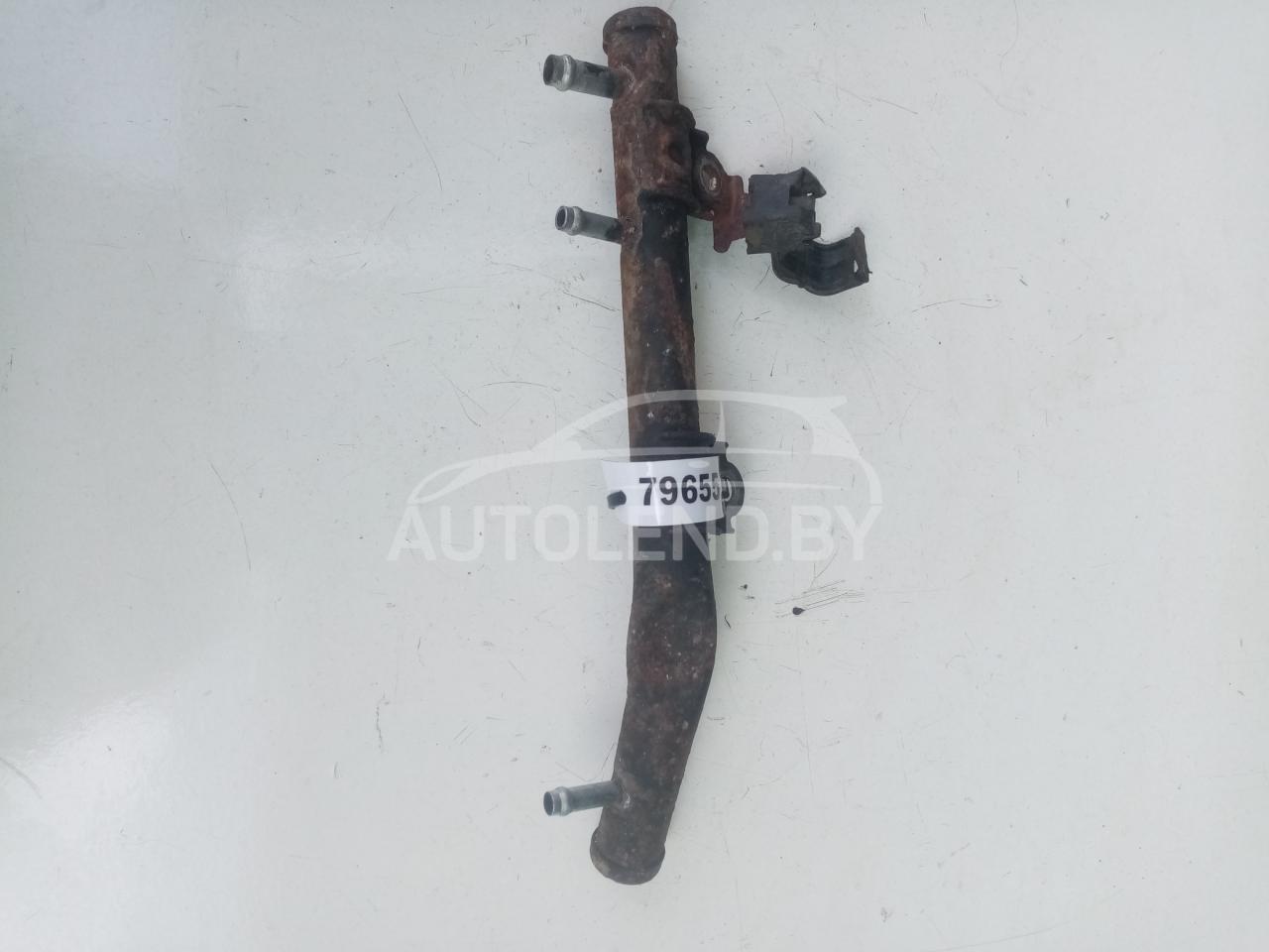 патрубок (трубопровод, шланг) Toyota Corolla 7 поколение (E100) 1997, 1.3 л., бензин, МКПП, хетчбэк 5 дв., 4EFE - фото №1