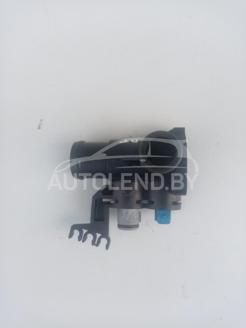 патрубок (трубопровод, шланг) Audi 80 8C/B4 1993, 2.0 л., бензин, МКПП, седан, 037121132G - фото №1